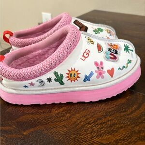 UGG Kids White & Pink Sticker-Graphic Slip-On Clog